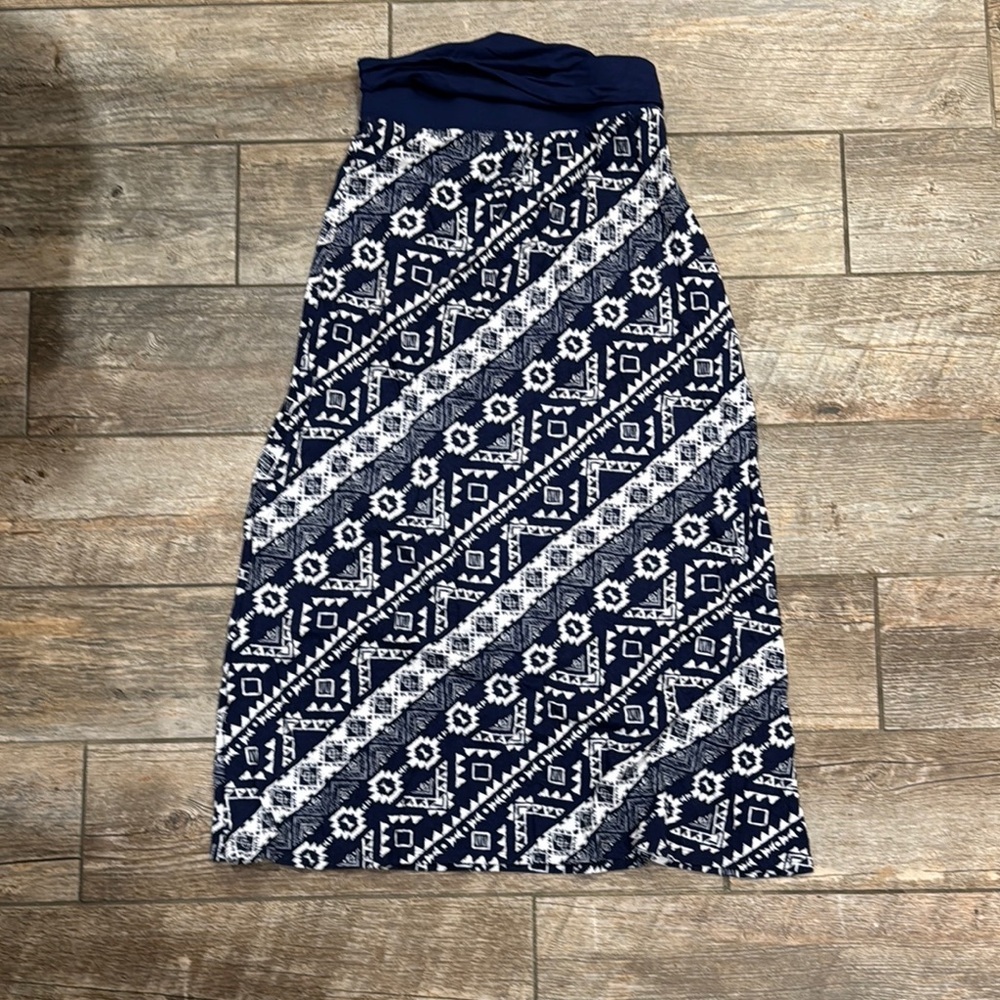 Navy and White Patterned Girls Skirt​